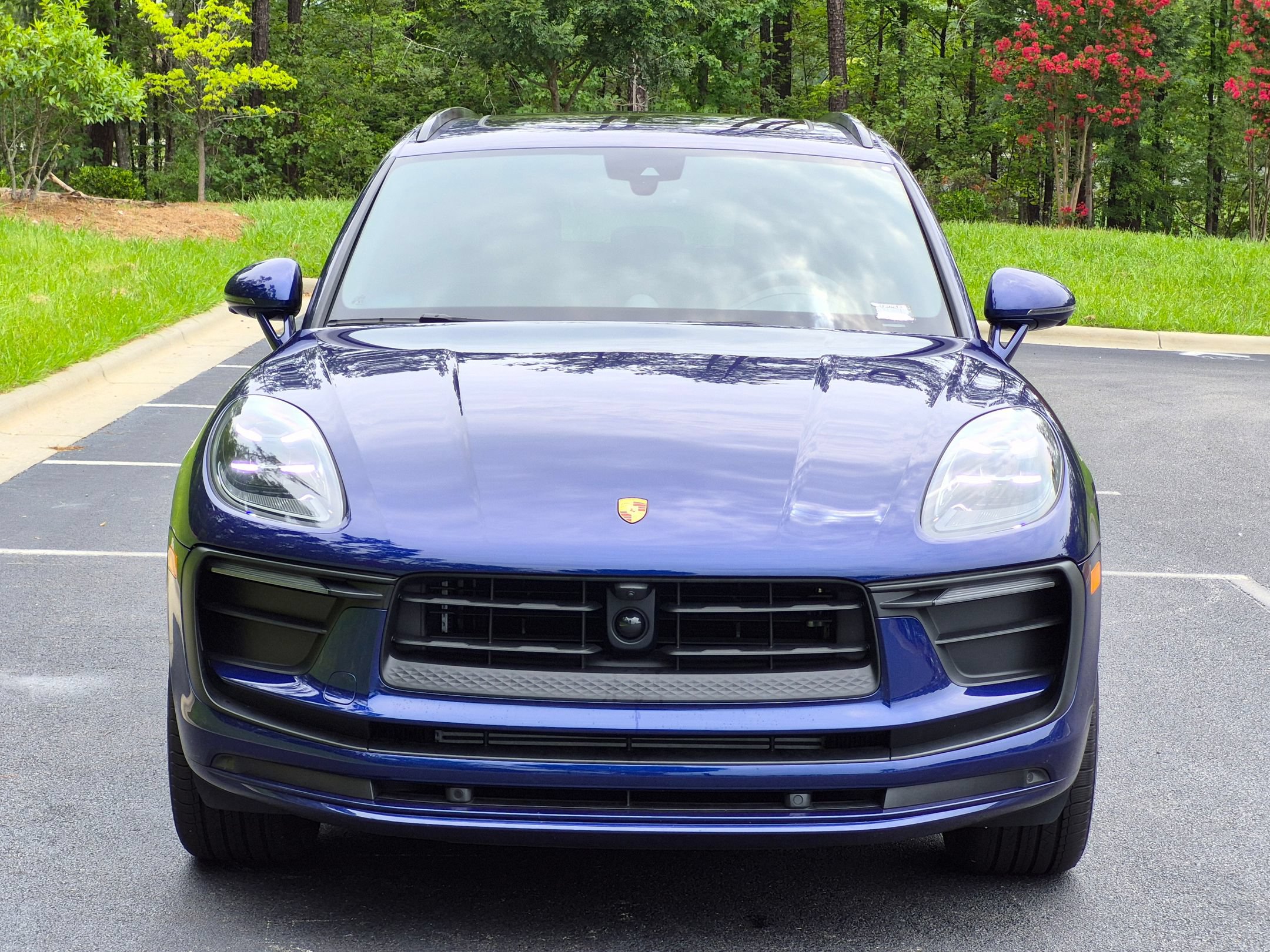 Certified 2026 Porsche Macan AWD/4WD image 34