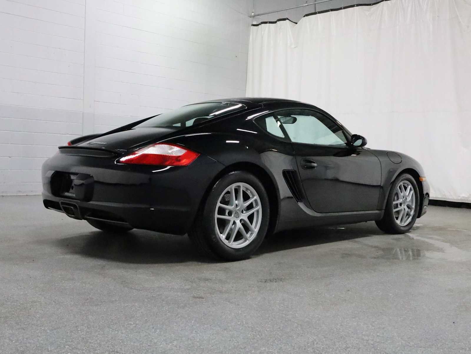 Used 2007 Porsche Cayman RWD image 9
