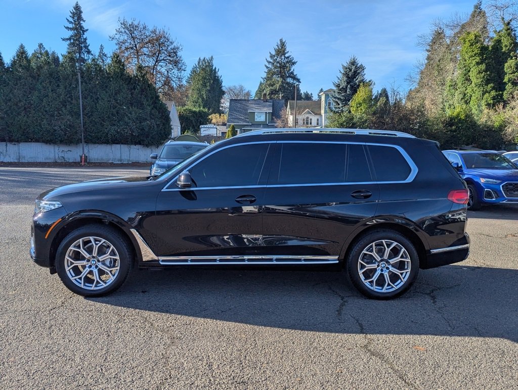 Used 2020 BMW X7 xDrive40i w/ Cold Weather Package image 2