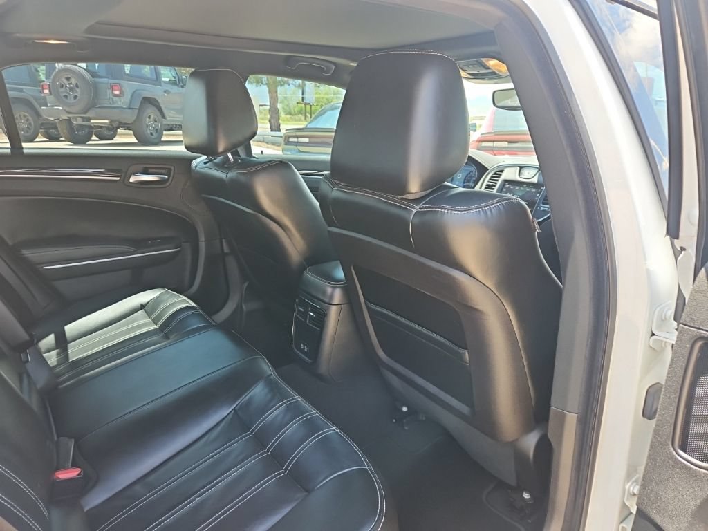 Certified 2023 Chrysler 300 S RWD image 23