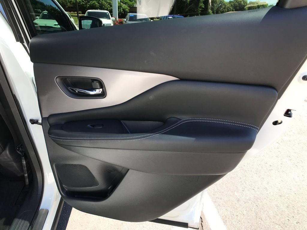 Used 2024 Nissan Murano SV w/ SV Midnight Edition Package AWD/4WD image 27