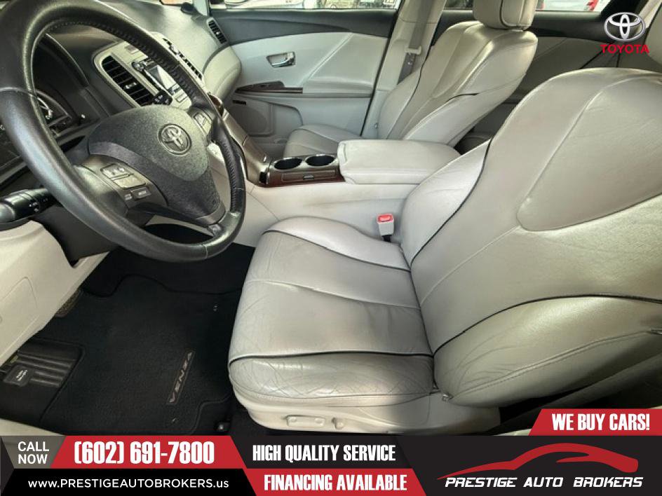 Used 2011 Toyota Venza Limited w/ Leather Pkg FWD image 21