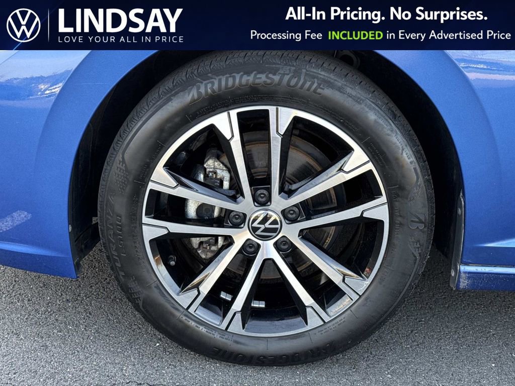 Used 2023 Volkswagen Jetta Sport image 8