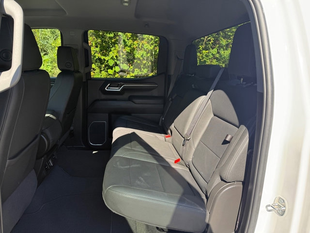 Used 2024 GMC Sierra 1500 SLT image 19