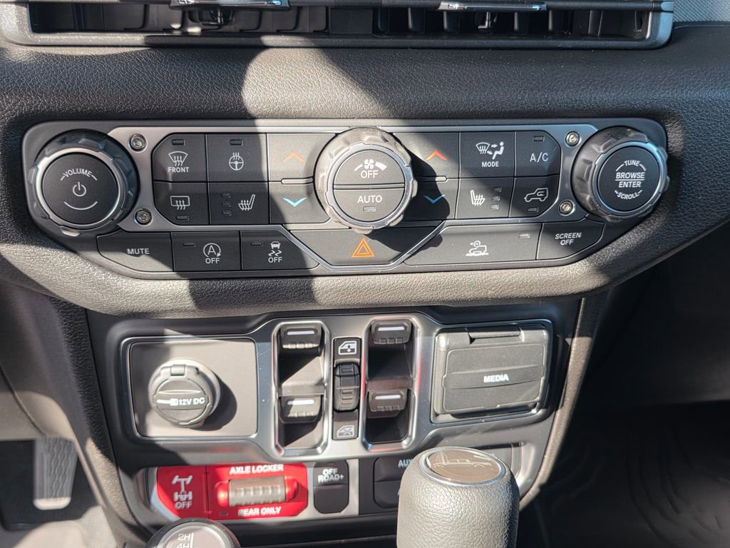 New 2026 Jeep Gladiator Sport AWD/4WD image 25