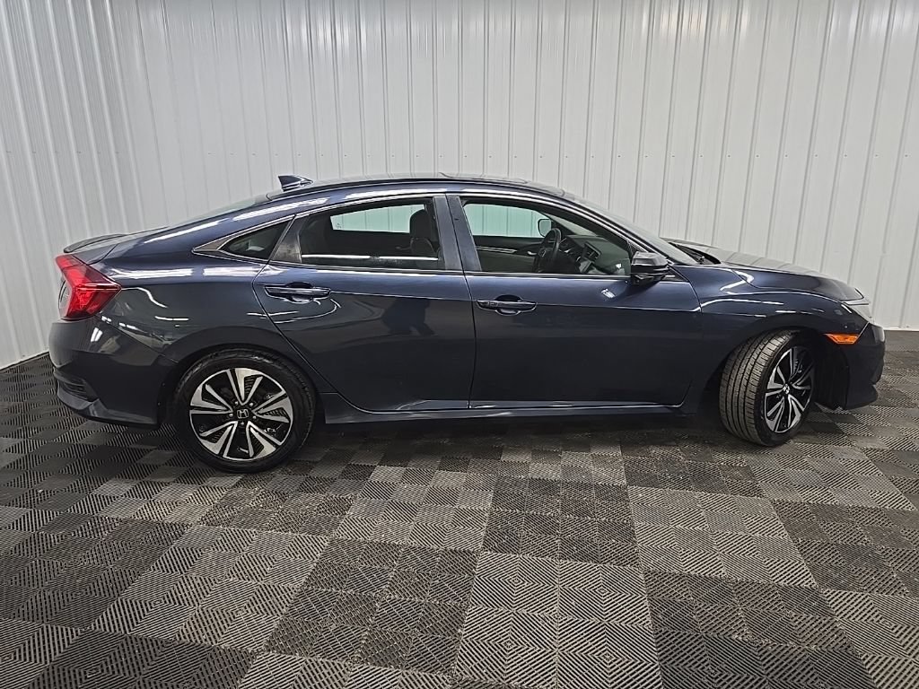 Used 2016 Honda Civic EX-T image 2