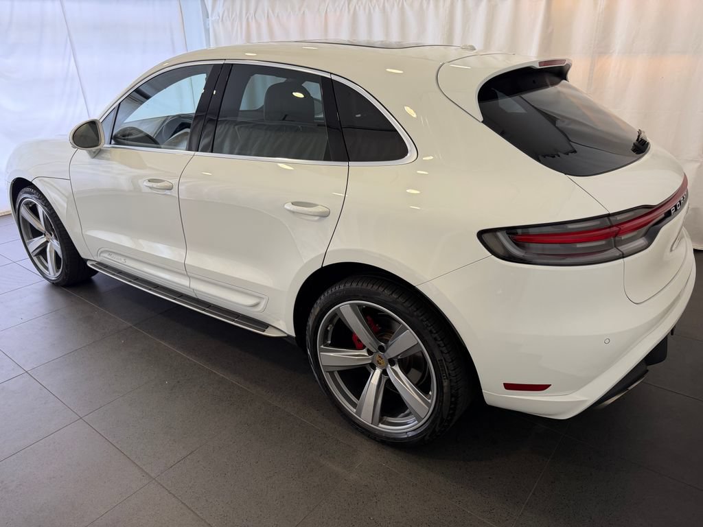 Certified 2023 Porsche Macan S AWD/4WD image 3