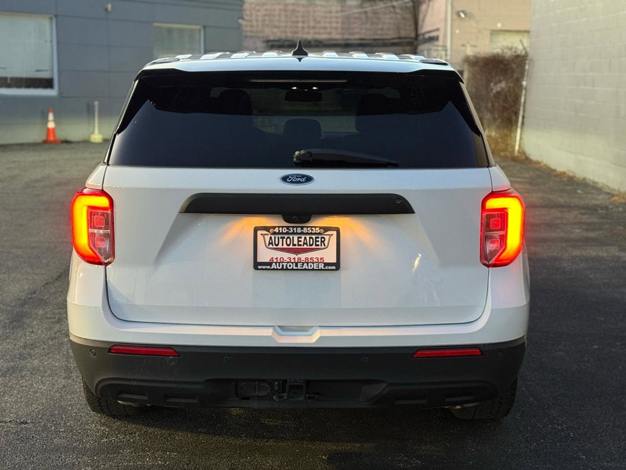 Used 2023 Ford Explorer 4WD Police Interceptor image 12