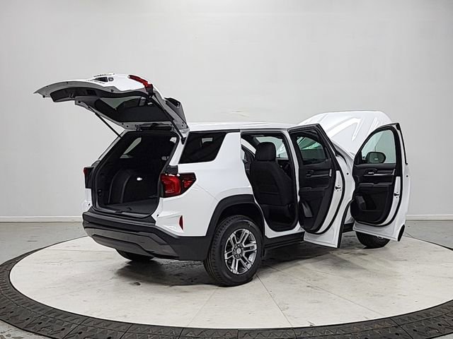 New 2026 GMC Terrain Elevation w/ Technology Package II FWD image 15