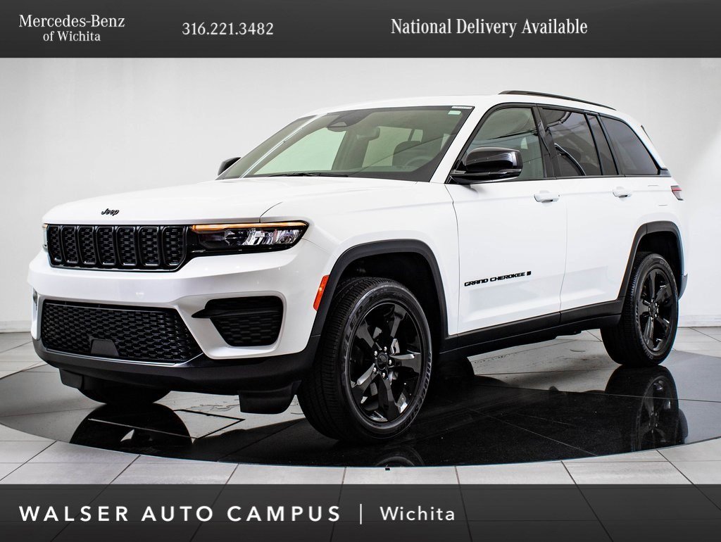 Used 2023 Jeep Grand Cherokee Altitude
