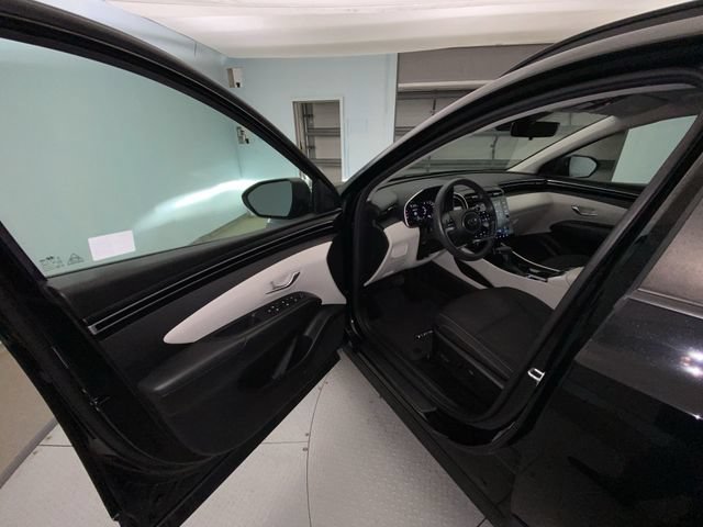 Certified 2024 Hyundai Tucson SEL AWD/4WD image 11
