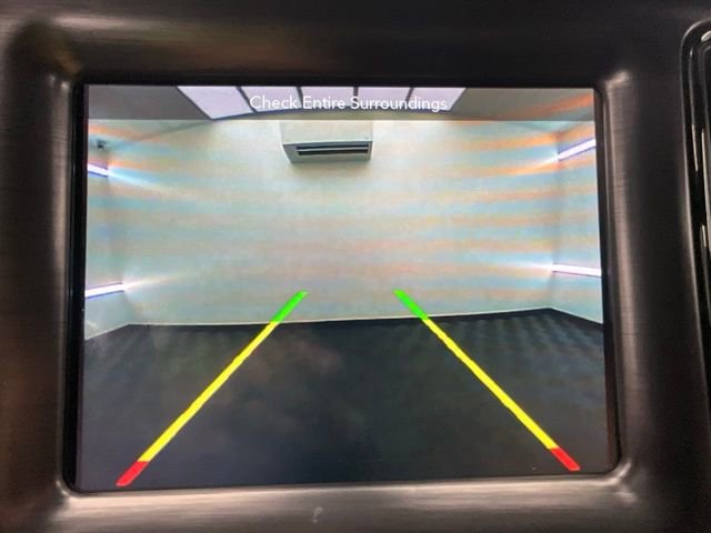 Used 2018 Dodge Challenger SXT Plus RWD image 4