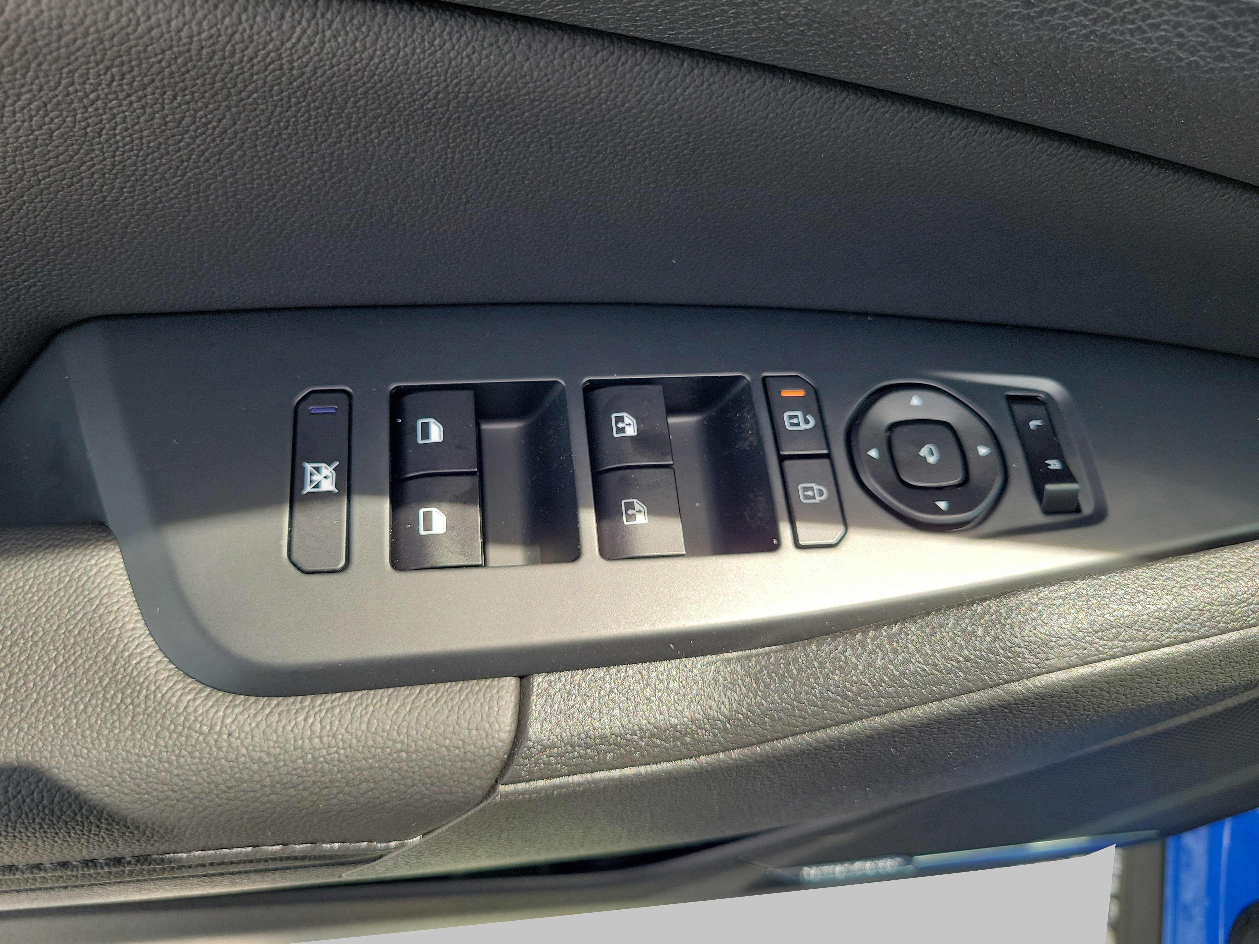 New 2026 Kia Sportage SX image 9