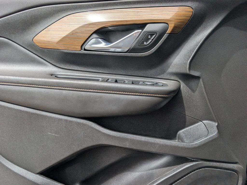 Used 2019 GMC Terrain SLE FWD image 17