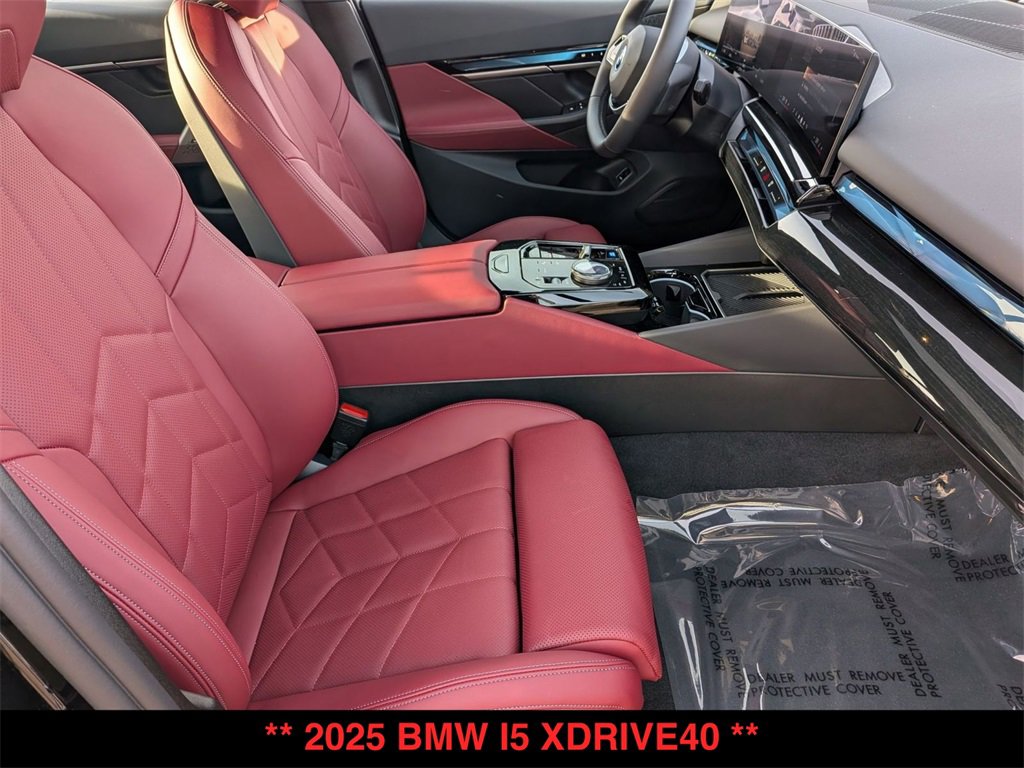 Used 2025 BMW i5 xDrive40 w/ Premium Package image 31