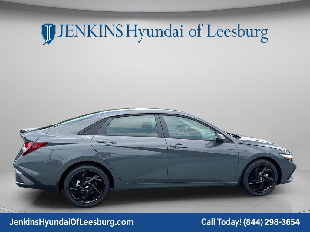 New 2026 Hyundai Elantra Sport FWD image 4