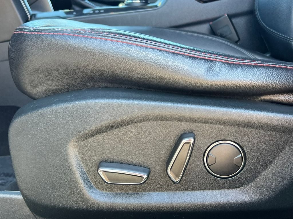 Used 2018 Ford Explorer Sport w/ Equipment Group 401A AWD/4WD image 15