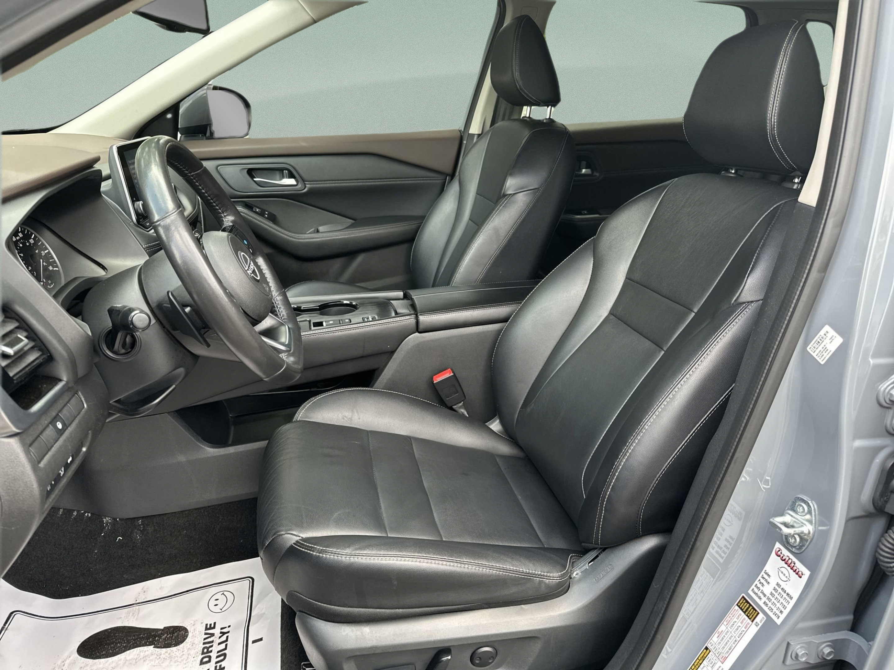 Used 2023 Nissan Rogue SL FWD image 13