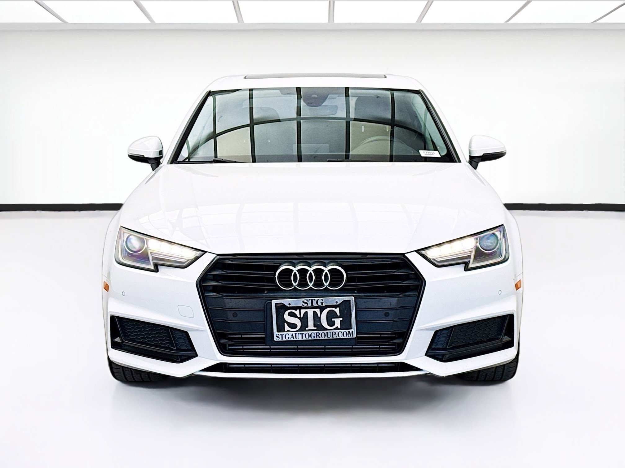 Used 2019 Audi A4 2.0T Premium image 2