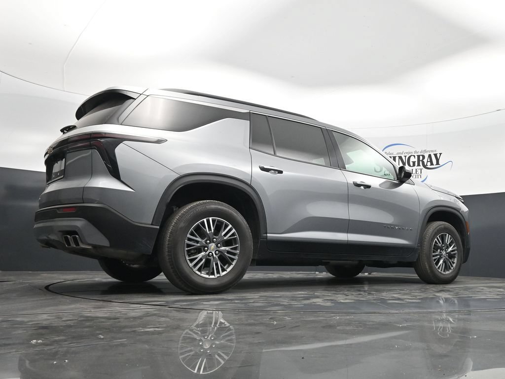 Certified 2025 Chevrolet Traverse LT AWD/4WD image 32