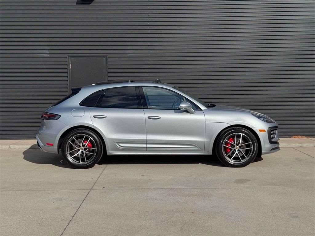 New 2026 Porsche Macan S AWD/4WD image 7