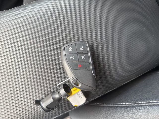 Used 2025 Chevrolet Equinox LT w/ Convenience Package II FWD image 64