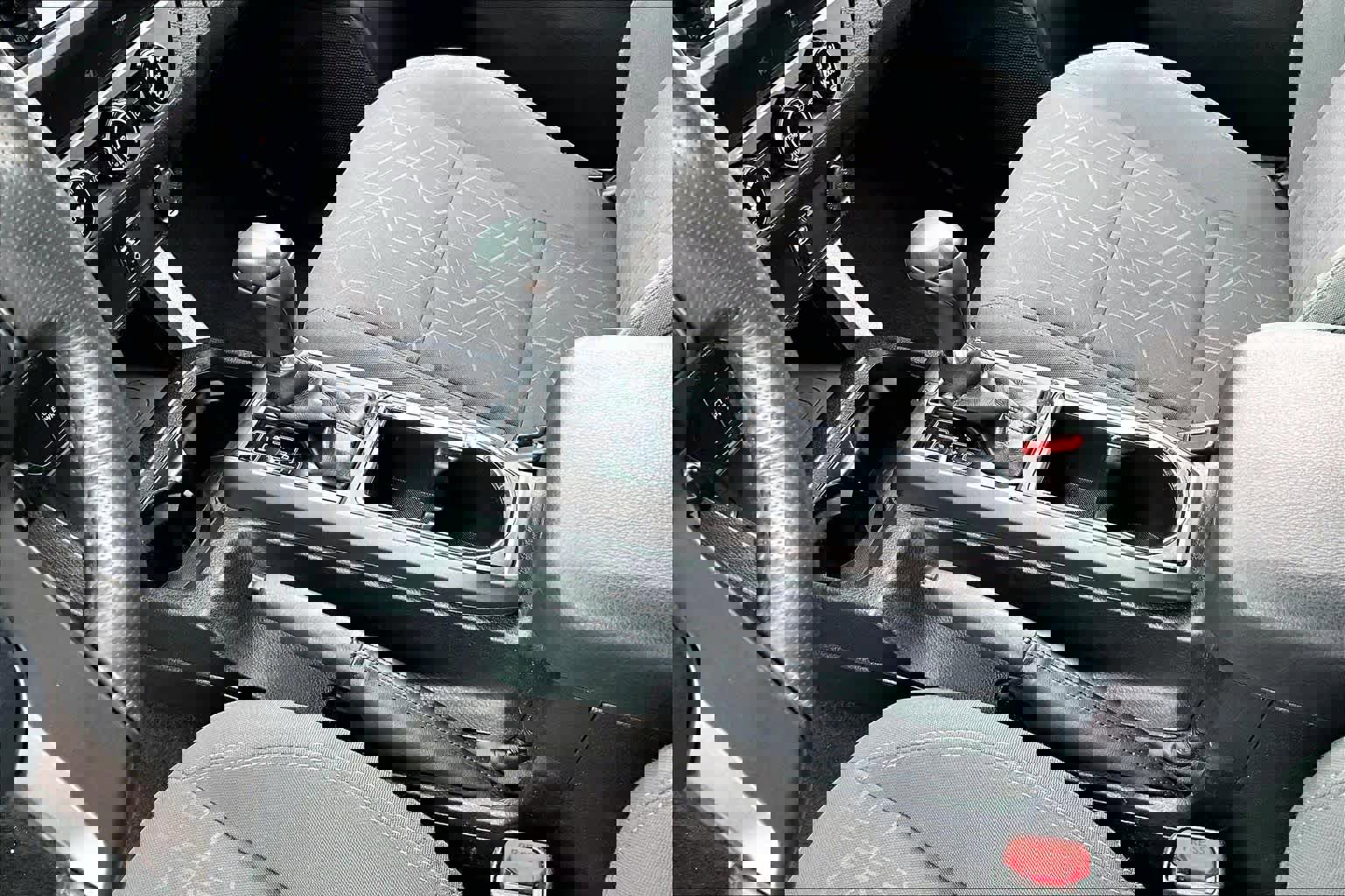 Used 2017 Toyota Tacoma TRD Off-Road w/ Tow Package RWD image 17