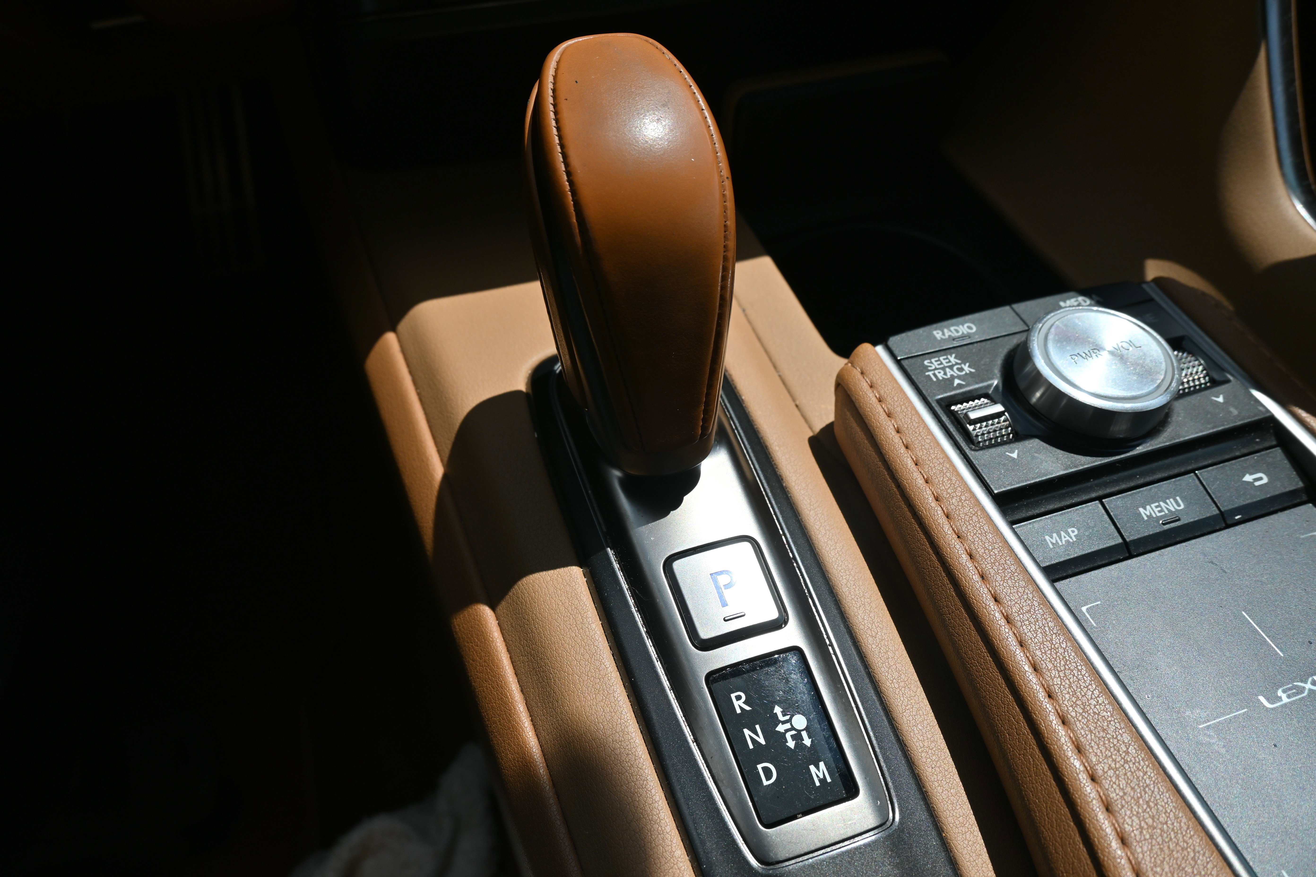 Used 2021 Lexus LC 500 Convertible w/ Touring Package RWD image 14