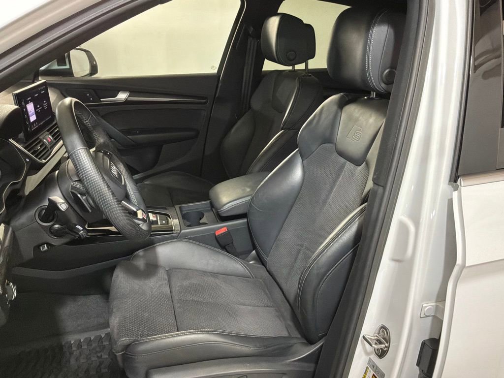Used 2023 Audi SQ5 Premium w/ Convenience Package image 6
