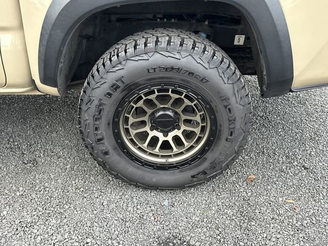 Used 2019 Toyota Tacoma TRD Off-Road image 25