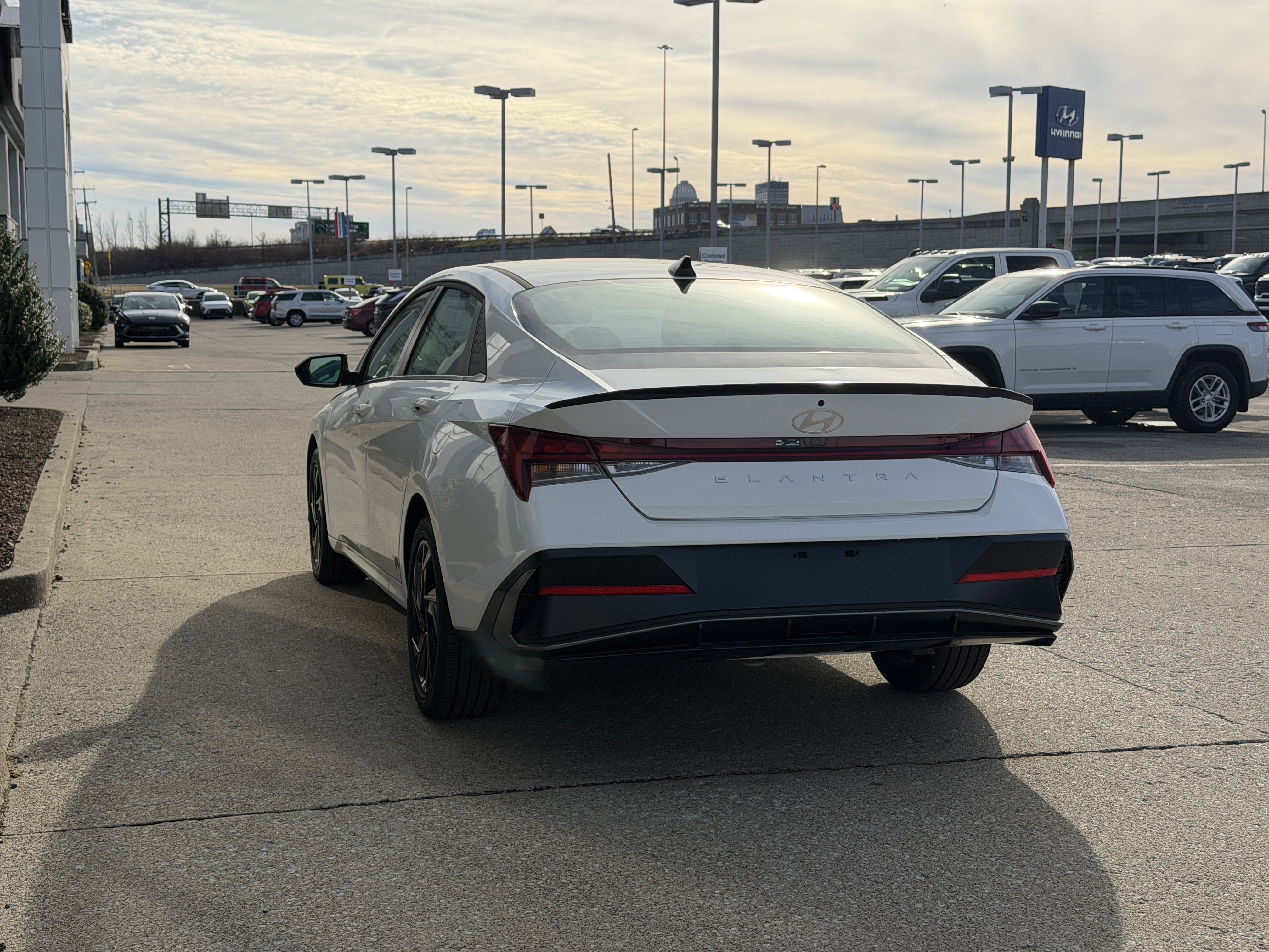 New 2026 Hyundai Elantra SEL Sport FWD image 7
