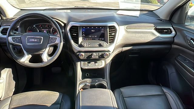 Used 2023 GMC Acadia SLT image 23