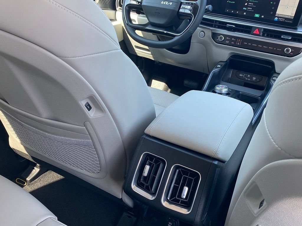 New 2026 Kia Sorento EX FWD image 25