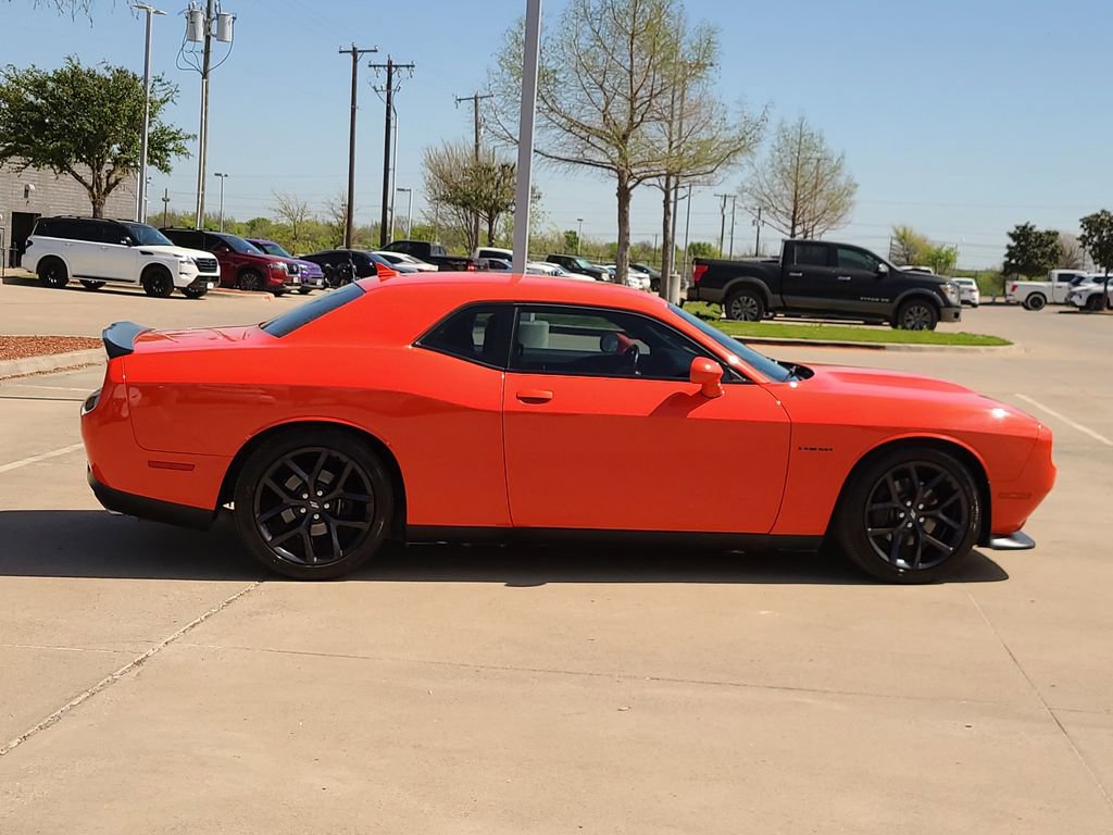 Used 2020 Dodge Challenger R/T w/ Plus Package image 4
