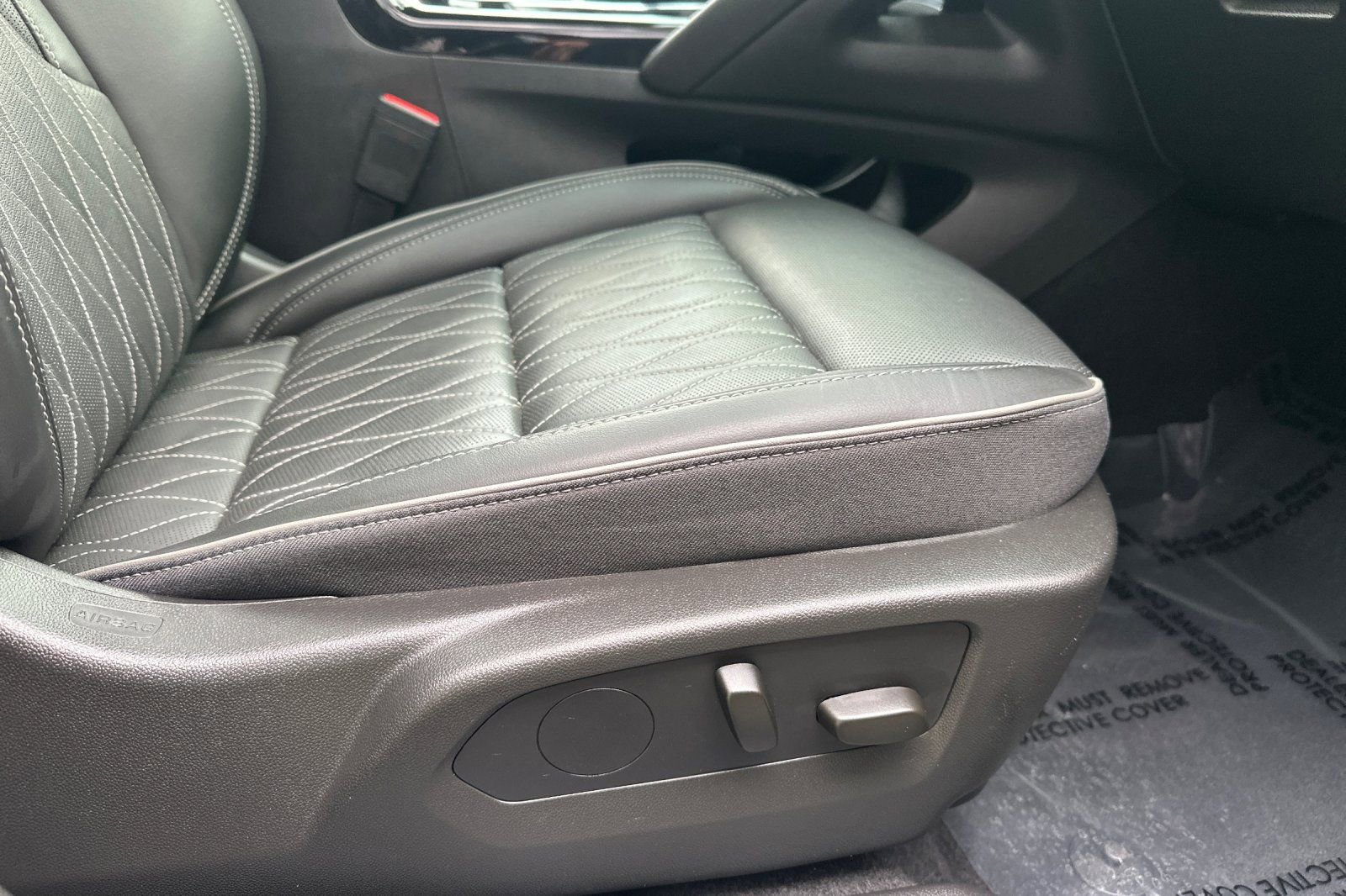 Used 2022 Buick Envision Avenir w/ Safety Package image 24