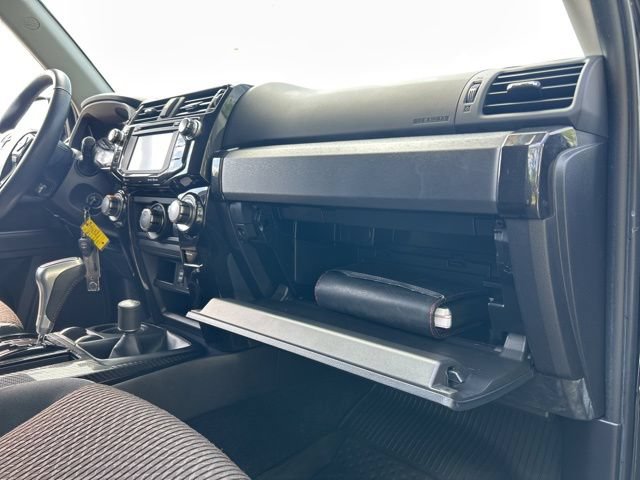 Used 2018 Toyota 4Runner TRD Off-Road AWD/4WD image 14