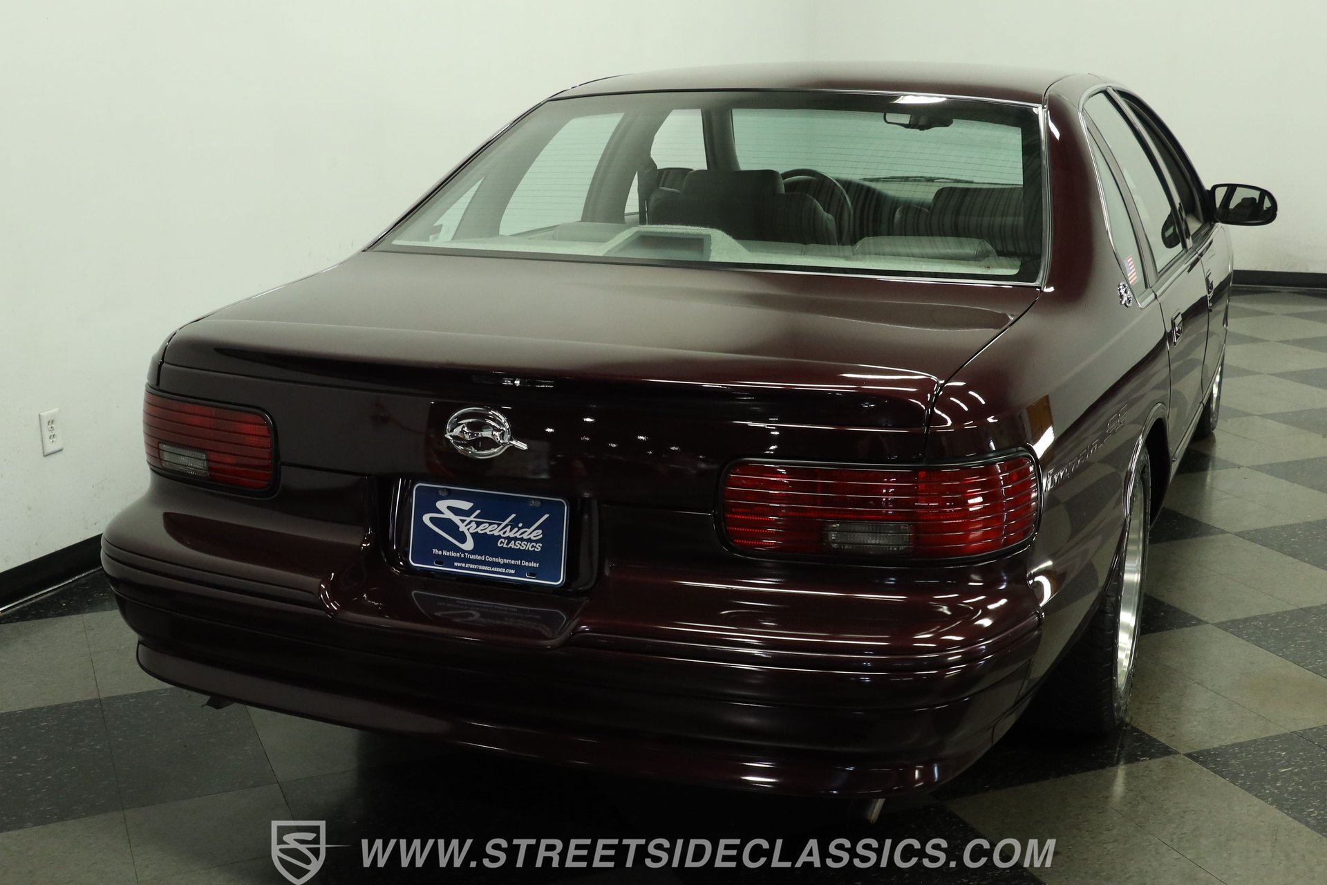 Used 1996 Chevrolet Impala SS RWD image 10