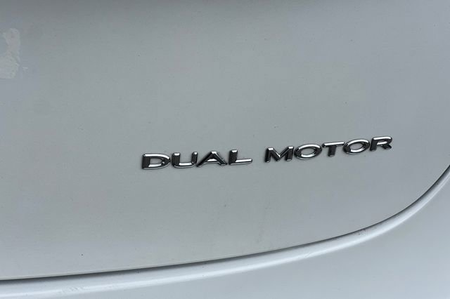 Used 2022 Tesla Model 3 Long Range AWD/4WD image 31