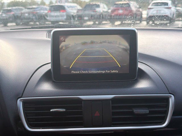 Used 2016 MAZDA MAZDA3 i Sport w/ Preferred Equipment Package FWD image 19