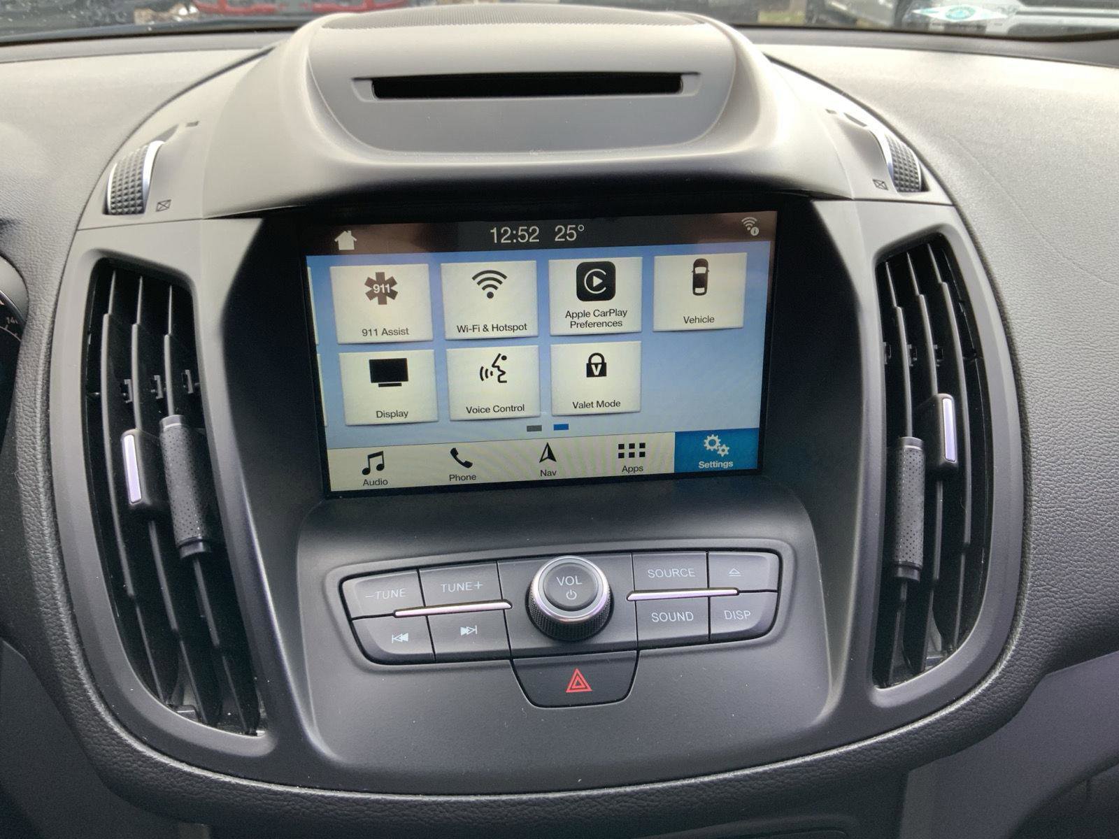 Used 2018 Ford Escape SEL image 41