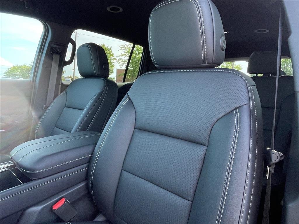 New 2026 Chevrolet Traverse LT w/ Enhanced Driving Package FWD image 20