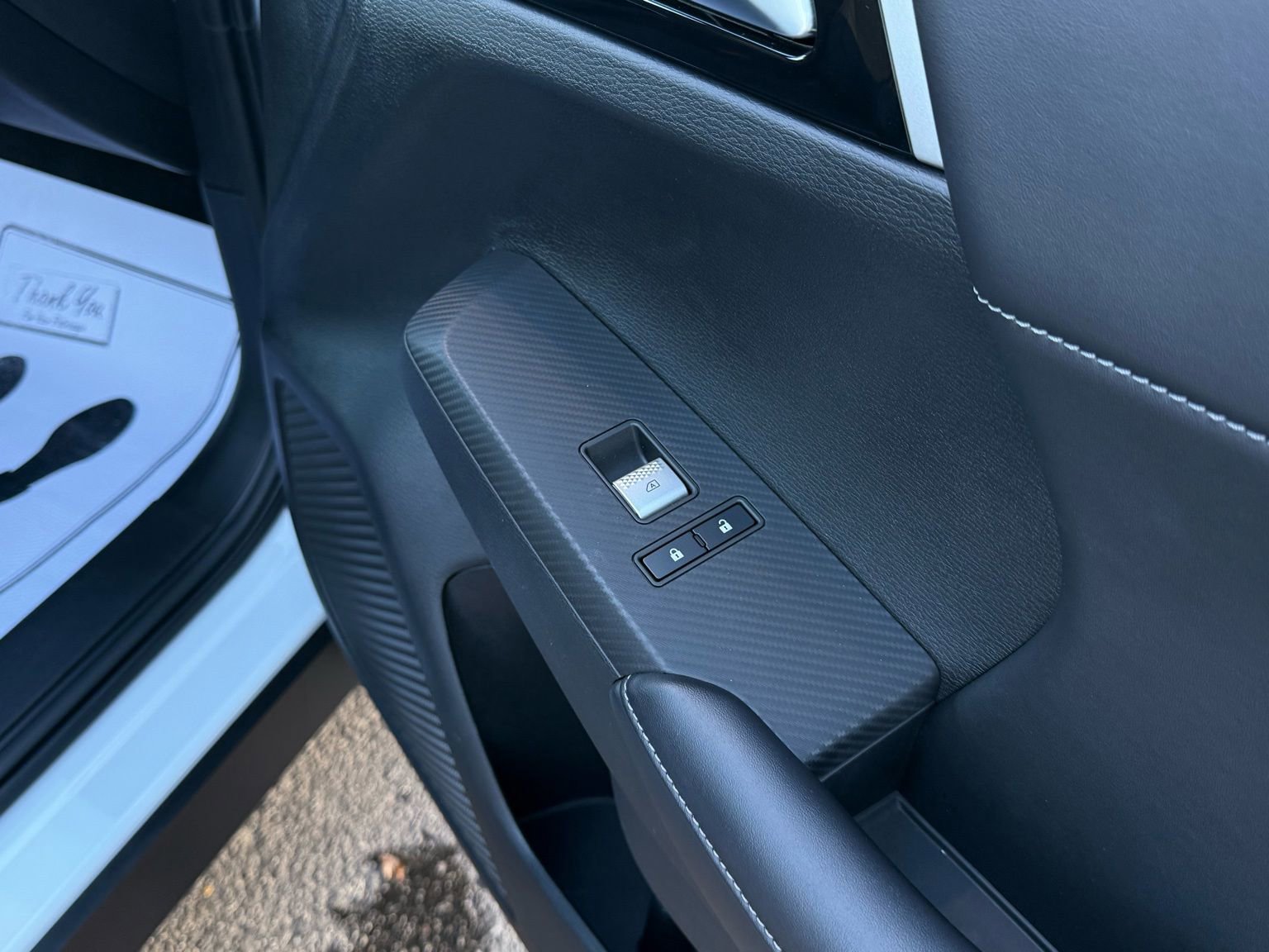 Used 2024 Mitsubishi Outlander SEL image 17