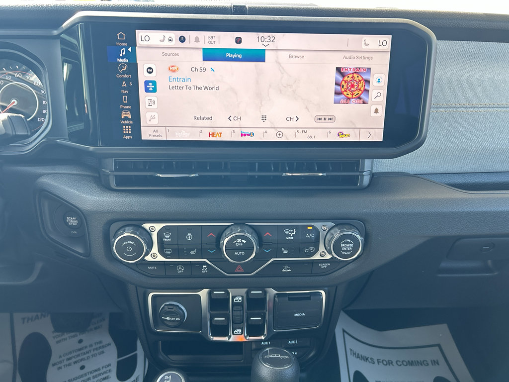 New 2025 Jeep Gladiator Sport image 20