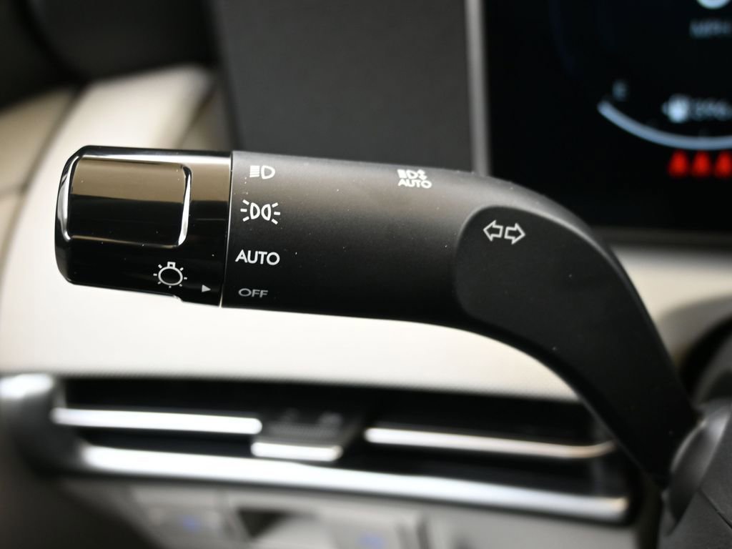 New 2026 Hyundai Tucson Limited image 28