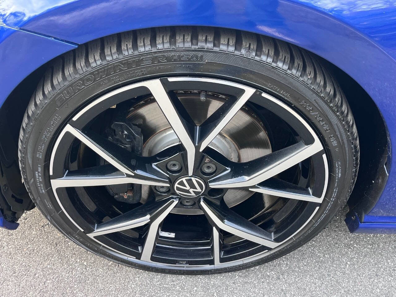 Used 2017 Volkswagen Golf R 4-Door image 19