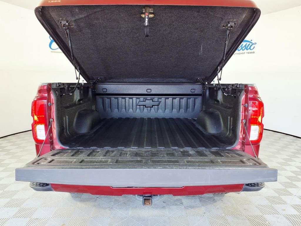 Used 2018 Chevrolet Silverado 1500 High Country AWD/4WD image 5
