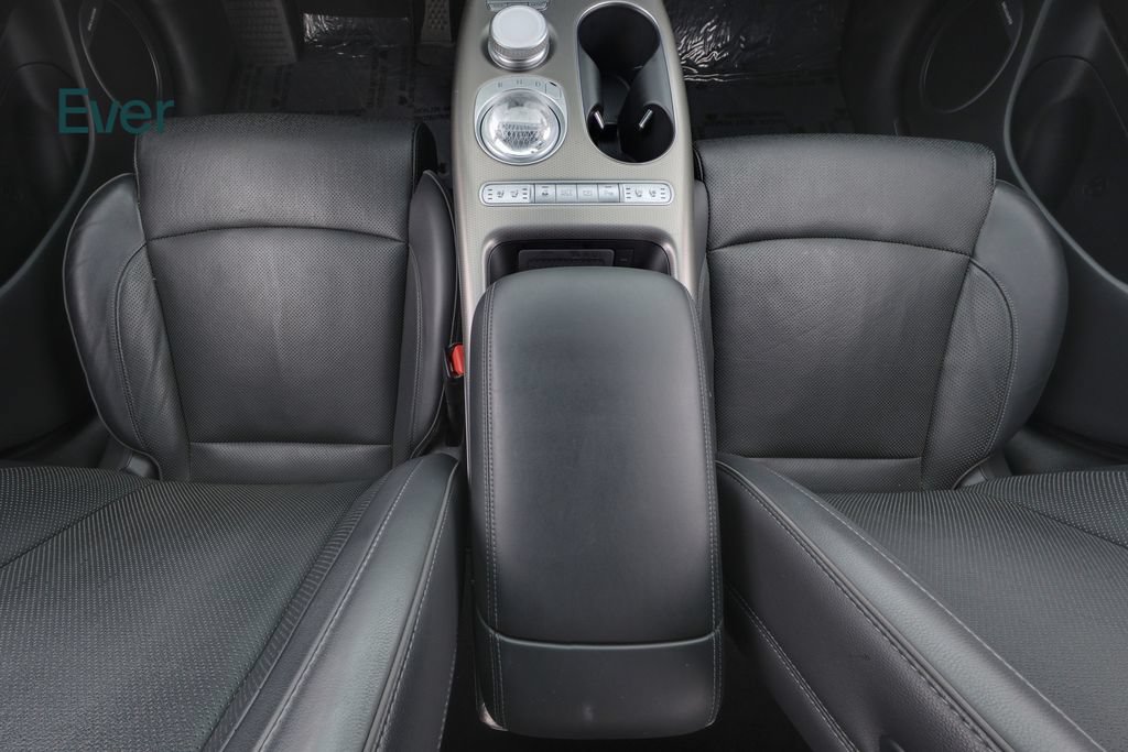 Used 2023 Genesis GV60 Advanced AWD/4WD image 27