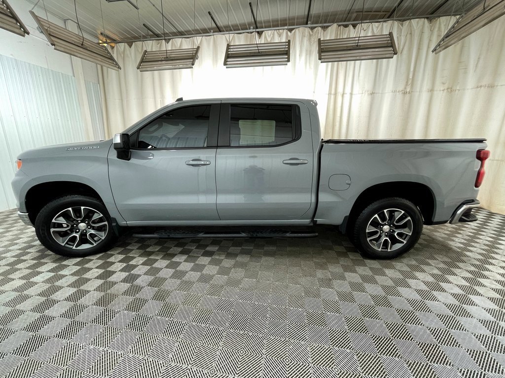 Used 2024 Chevrolet Silverado 1500 LT image 17