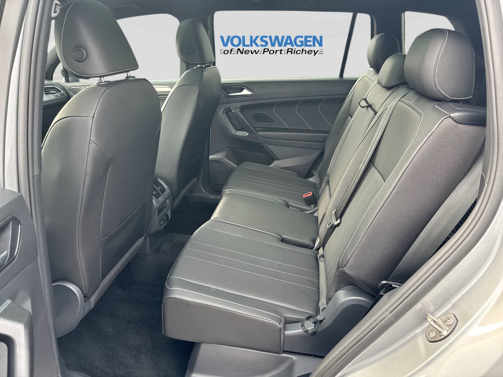 Used 2023 Volkswagen Tiguan SE R-Line FWD image 26