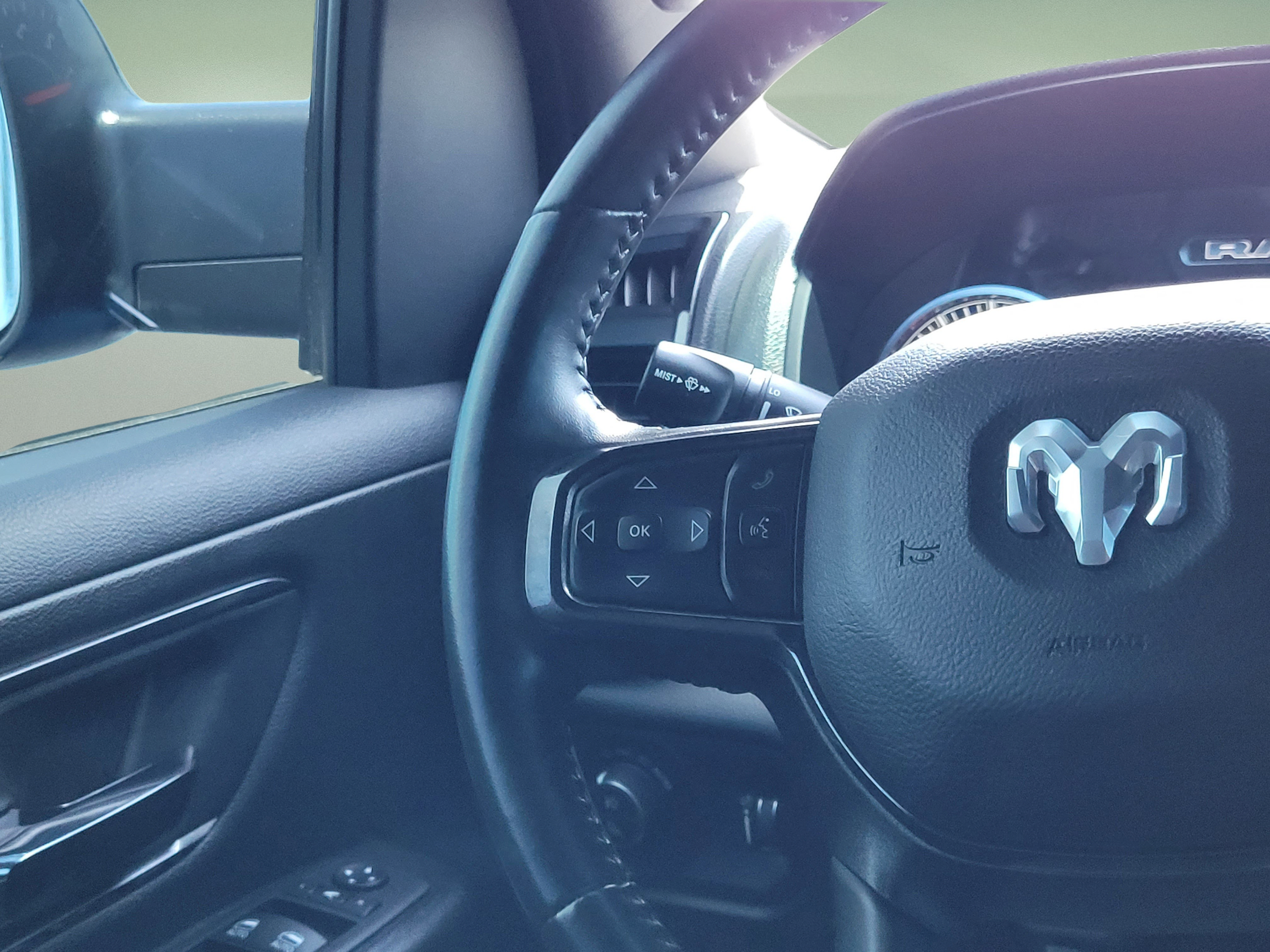 Used 2023 RAM 1500 Big Horn AWD/4WD image 12